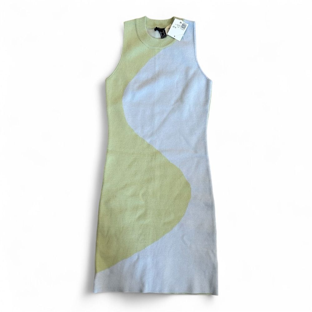Forever 21 Bodycon Dress • size medium • NWT • green blue